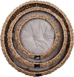 District 70 COCOON - Luxe Hondenmand Van Duurzaam Hoogwaardig Riet Met Zacht Kussen - Maten S/M/L - Large 39 District 70 COCOON - Luxe Hondenmand Van Duurzaam Hoogwaardig Riet Met Zacht Kussen - Maten S/M/L - Large -Dierenwinkel 1156x1200