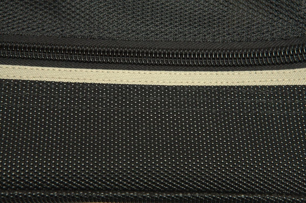 Maelson Soft Kennel - Robuuste Hondenbench Van Zacht Materiaal - Opvouwbare Kennel Met Stevig Stalen Binnenframe - Zwart/antraciet - XXS / XS / S / M / L / XL / XXL - 72 S 17 Maelson Soft Kennel - Robuuste Hondenbench Van Zacht Materiaal - Opvouwbare Kennel Met Stevig Stalen Binnenframe - Zwart/antraciet - XXS / XS / S / M / L / XL / XXL - 72 S - Afbeelding 15